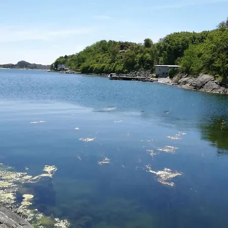 Idyllisk Semesterbostad Royksund