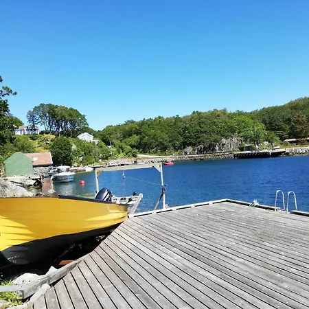 Idyllisk * Royksund